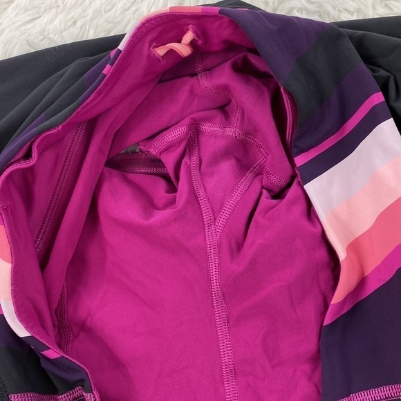 Lululemon Run: Pace Setter Skirt Black / Assorted Stripe Bleached Coral - Picture 8 of 8